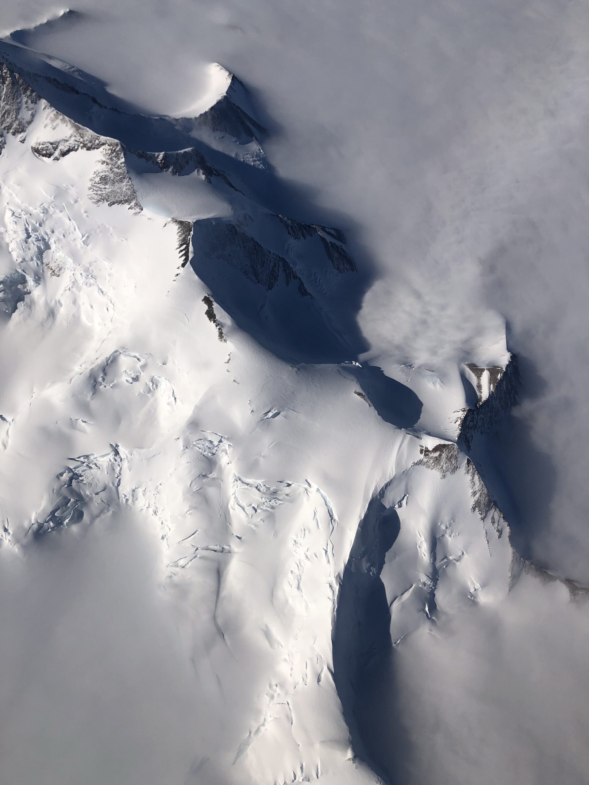 南極・マーチソン山（Mt.Murchison)標高3501m　Antarctica