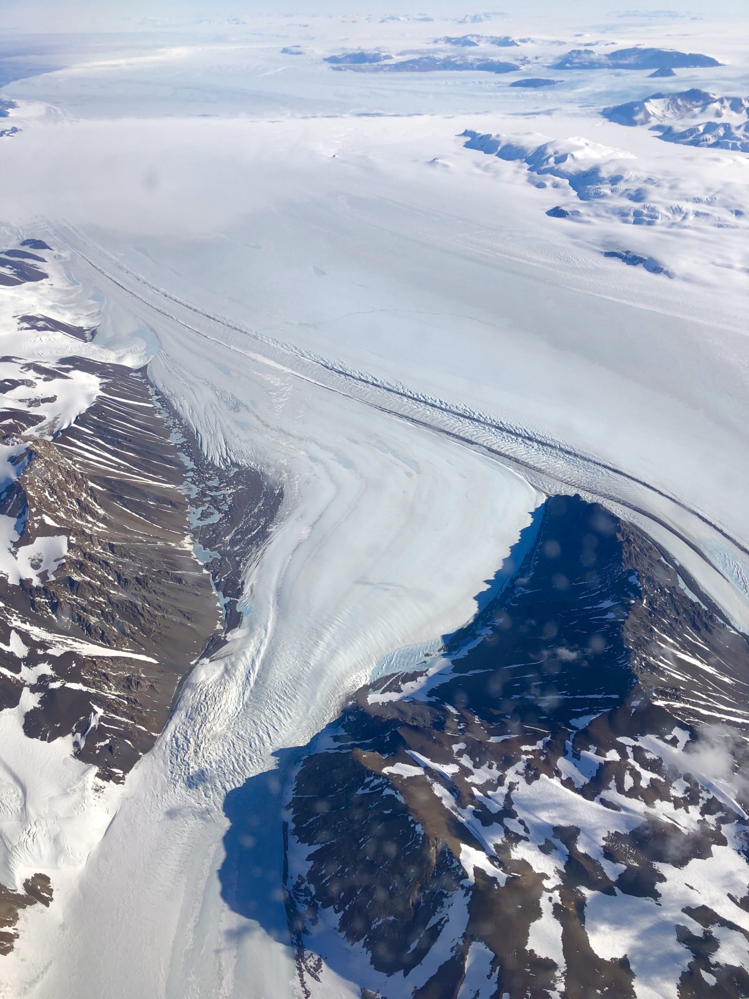 世界最大氷河の南極上空絶景の旅・格安25万誰も見たことのない景色へ - pipuamelia ピプアメリア